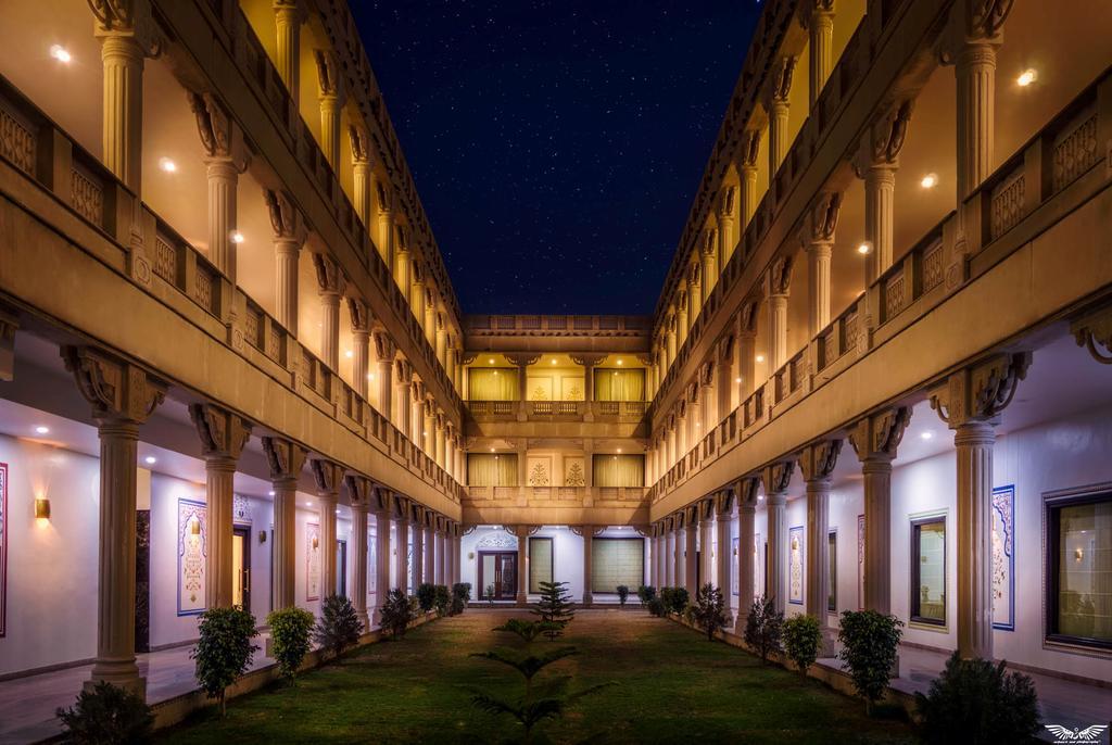 Regenta Resort Vanya Mahal Ranthambore サワイ・マドプール エクステリア 写真
