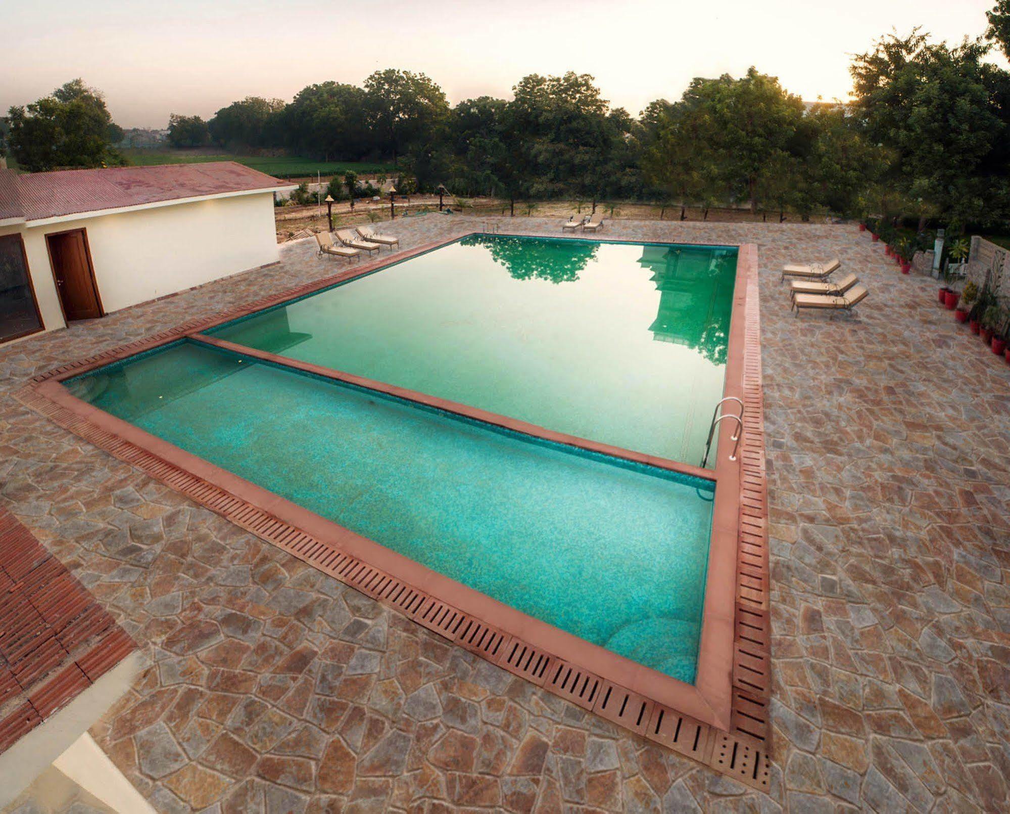 Regenta Resort Vanya Mahal Ranthambore サワイ・マドプール エクステリア 写真